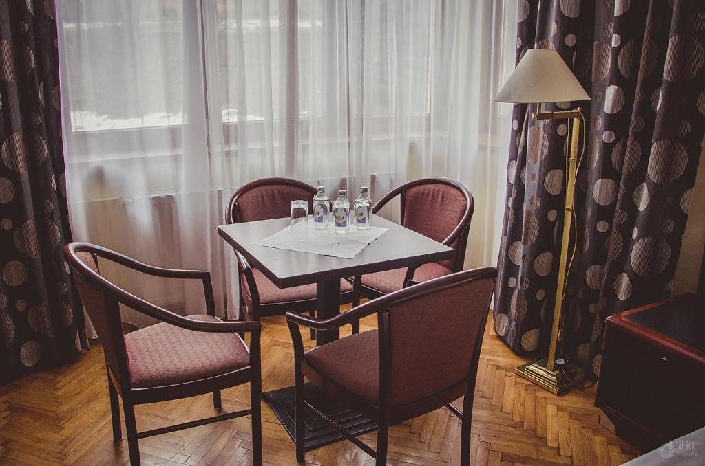 Pensjonat Willa Sorrento Krzeszowice Ngoại thất bức ảnh
